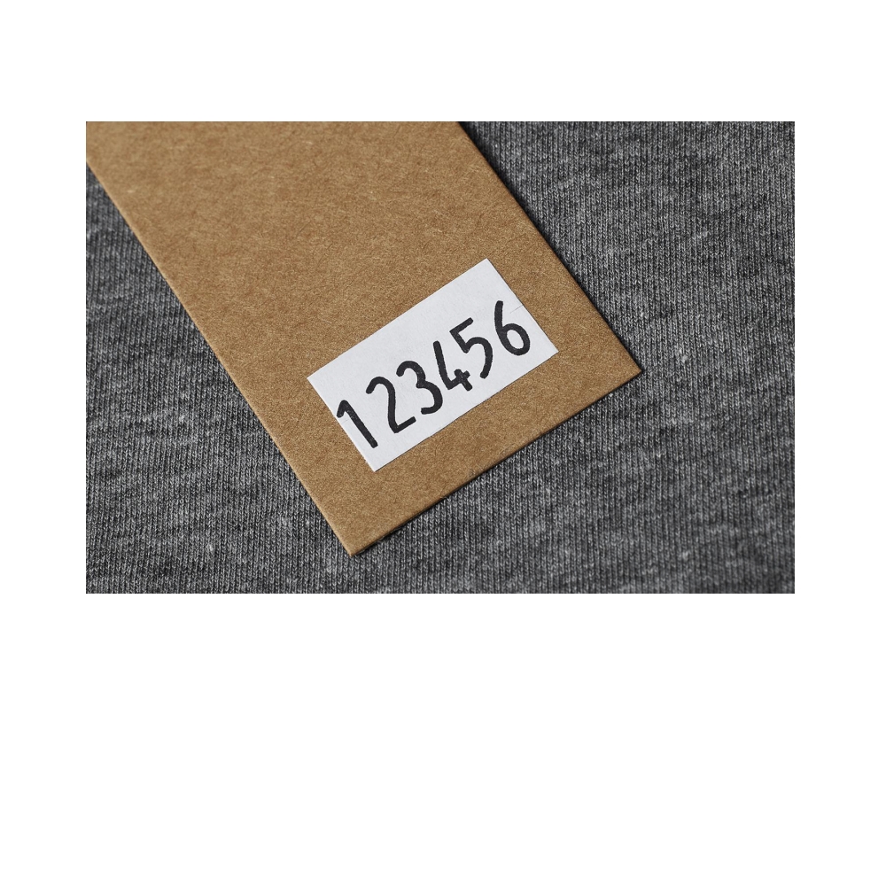 Etykieta 26x16 mm z nadrukiem z metkownicy BLITZ M6